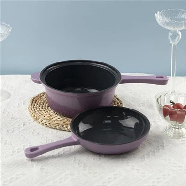 Tigaie din fontă asezonată